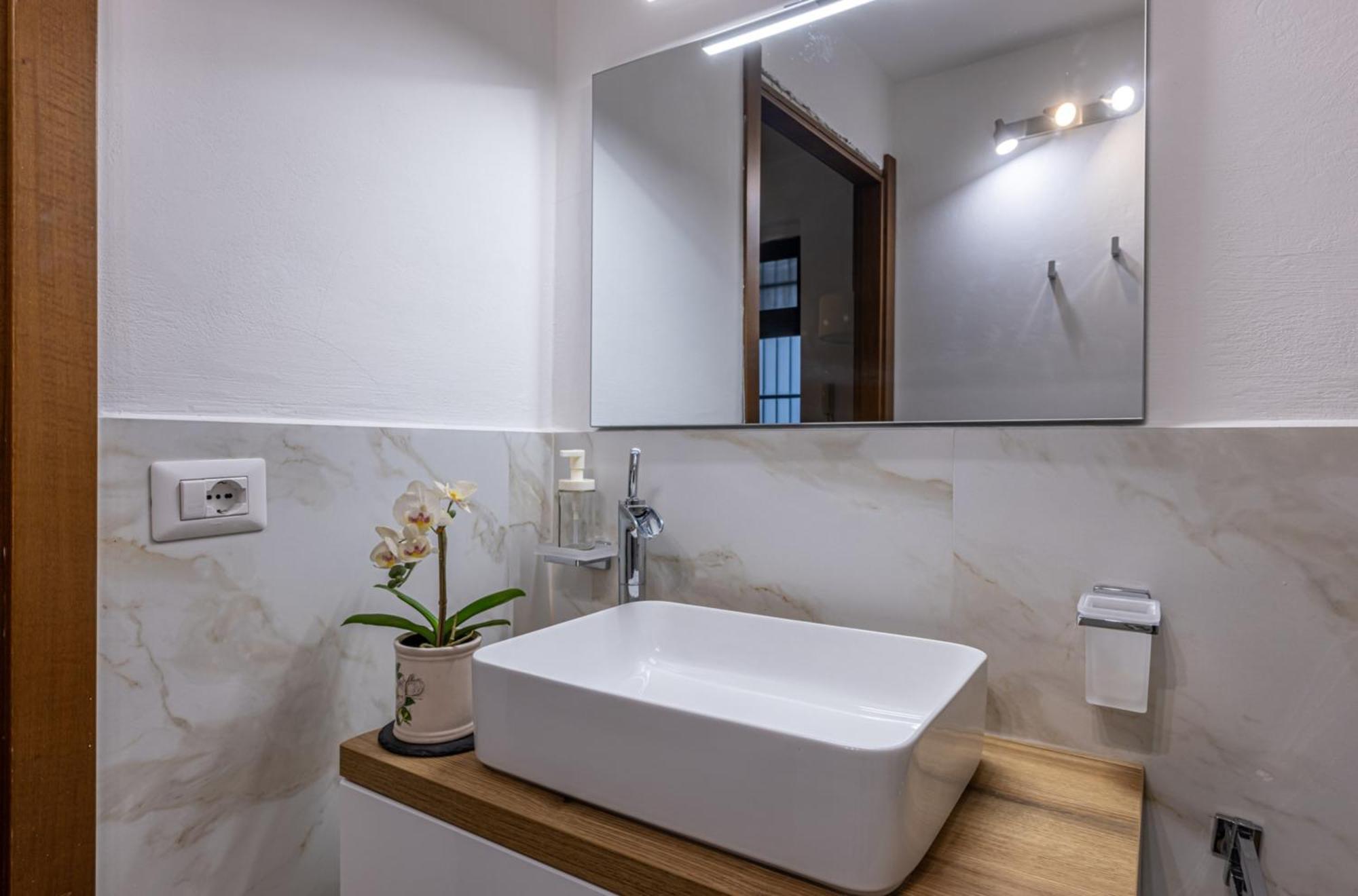 شقة Industrial Loft In Maciacchini - Metro 50M Smartworking & Netflix ميلان المظهر الخارجي الصورة